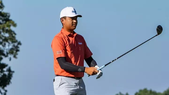 Hsuan-Yi Chen prepares to hit his tee shot