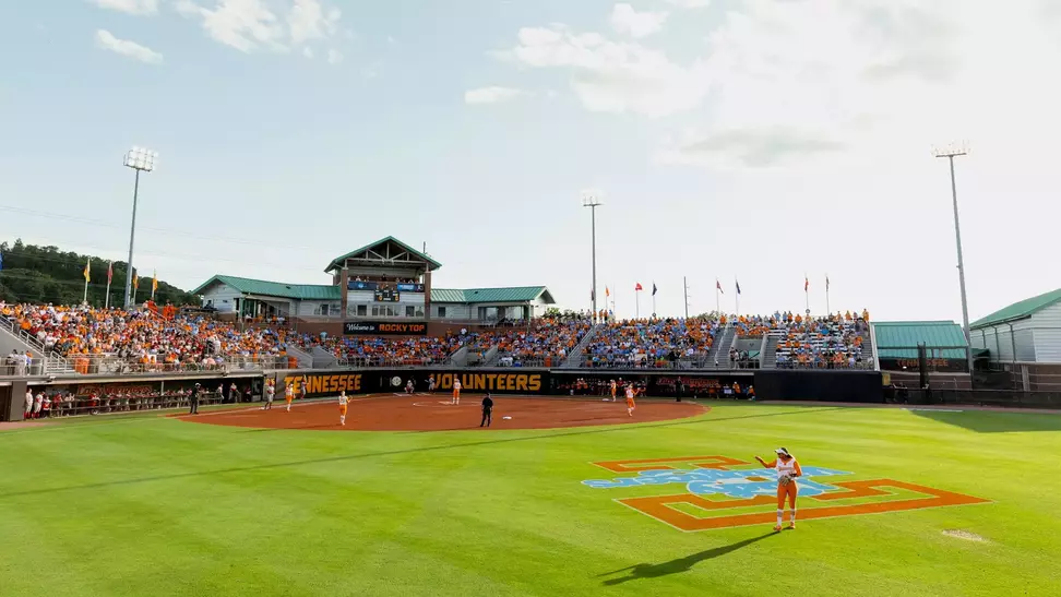 KNOXVILLE, TN - May 23, 2025 - Wide angle during game one of the 2025 NCAA Softball Tournament Super Regional game between the Nebraska Cornhuskers and the Tennessee Lady Volunteers at Sherri Parker Lee Stadium in Knoxville, TN. Photo By Andrew Ferguson/Tennessee Athletics
