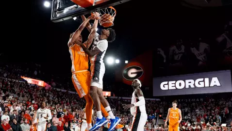 ATHENS, GA - January 28, 2026 - Forward Nate Ament #10 of the Tennessee Volunteers during the game between the Georgia Bulldogs and the Tennessee Volunteers at Stegeman Coliseum in Athens, GA. Photo By Andrew Ferguson/Tennessee Athletics