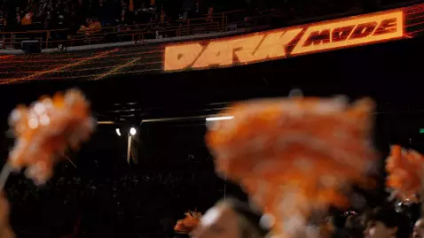 Dark Mode Videoboard