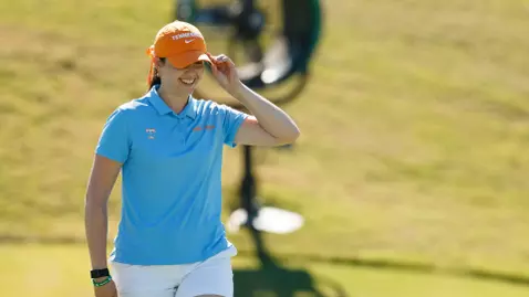 KNOXVILLE, TN - October 20, 2024 - Kyra Van Kan of the Tennessee Lady Volunteers during the first round of the Mercedes-Benz Collegiate Championship at Cherokee Country Club in Knoxville, TN. Photo By Drew Garrison/Tennessee Athletics