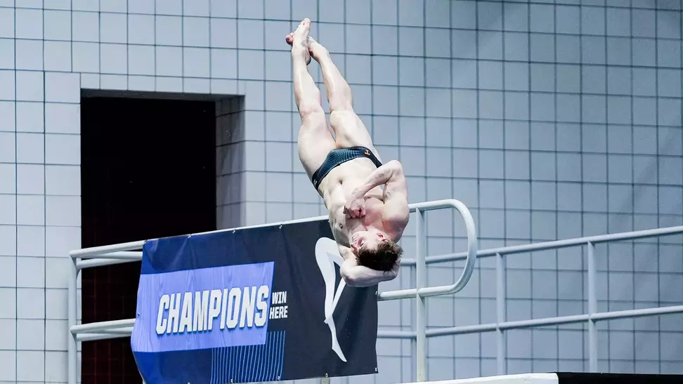 Frazer Tavener Competes in 3-meter at NCAA Zone B Diving Championships