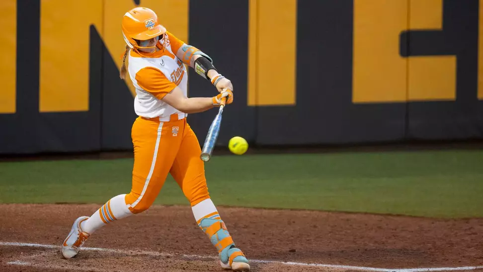 KNOXVILLE, TN - March 06, 2026 - Pitcher/Infielder Maddi Rutan #21 of the Tennessee Lady Volunteers during the game between the LSU Tigers and the Tennessee Lady Volunteers at Sherri Parker Lee Stadium in Knoxville, TN. Photo By Andrew Ferguson/Tennessee Athletics