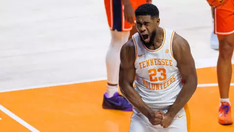 KNOXVILLE, TN - January 31, 2026 - Forward Jaylen Carey #23 of the Tennessee Volunteers during the game between the Auburn Tigers and the Tennessee Volunteers at Food City Center in Knoxville, TN. Photo By Elliot Walker/Tennessee Athletics