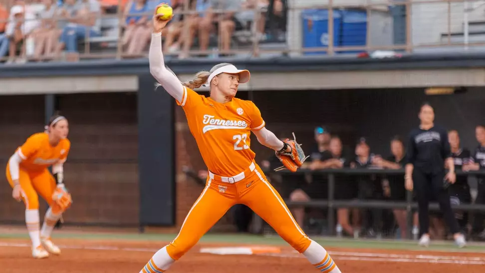 KNOXVILLE, TN - April 04, 2026 - Pitcher Karlyn Pickens #23 of the Tennessee Lady Volunteers during the game between the South Carolina Gamecocks and the Tennessee Lady Volunteers at Sherri Parker Lee Stadium in Knoxville, TN. Photo By Peyton Collimore/Tennessee Athletics