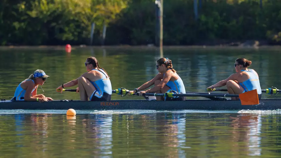 Tennessee First Varsity Eight Competes in Regatta