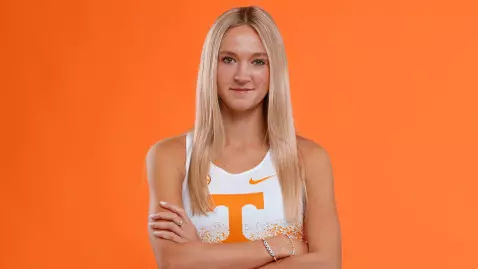 Amelia Wills - 2025 XC Portraits
