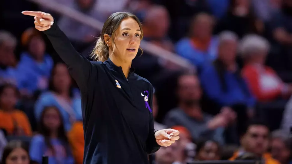 Kim Caldwell (2025-26 season)