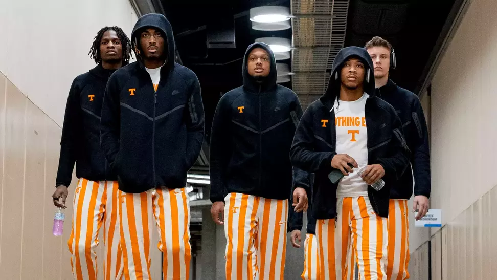 INDIANAPOLIS, IN - March 30, 2025 - Forward Felix Okpara #34, Guard Jahmai Mashack #15, Guard Chaz Lanier #2, Guard Zakai Zeigler #5, and Forward Igor Milicic Jr. #7 of the Tennessee Volunteers before the Elite Eight round game of 2025 NCAA Men's Basketball Tournament between the Houston Cougars and the Tennessee Volunteers at Lucas Oil Stadium in Indianapolis, IN. Photo By Andrew Ferguson/Tennessee Athletics