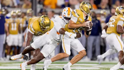 ATLANTA, GA - September 12, 2026 - Defensive lineman Jordan Norman #33 of the Tennessee Volunteers during the game between the Georgia Tech Yellow Jackets and the Tennessee Volunteers at Bobby Dodd Stadium at Historic Grant Field in Atlanta, GA. Photo By Andrew Ferguson/Tennessee Athletics