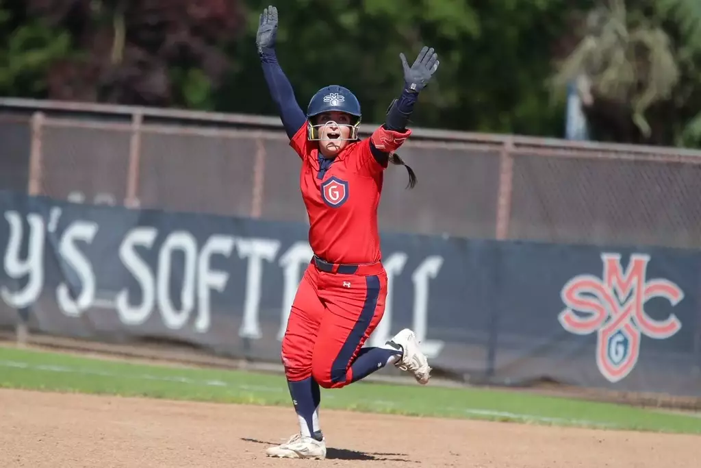 Averie Prescott Homer Trot vs UC Davis