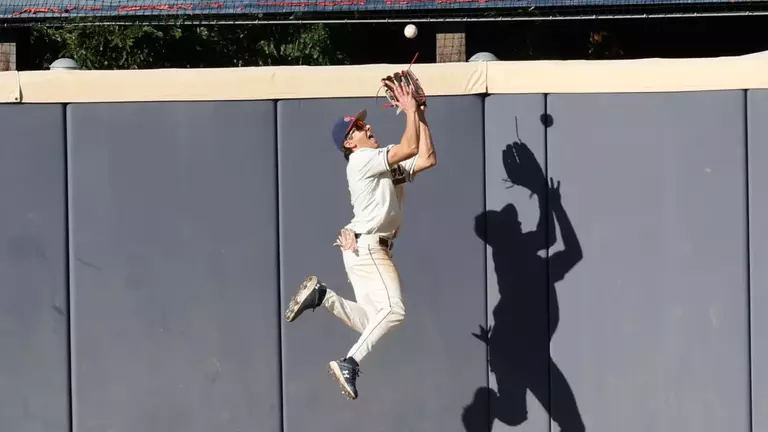Tanner Griffith Catch at the Wall 2026