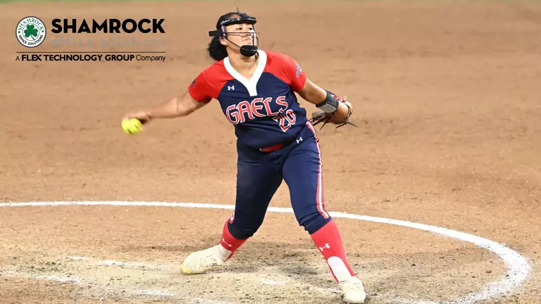 Mia Nishikawa Shamrock