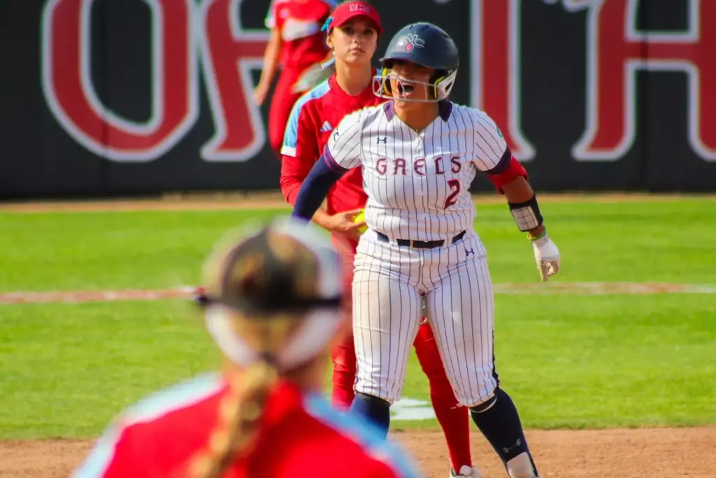 Andrea De La Rosa Post 2B vs LMU