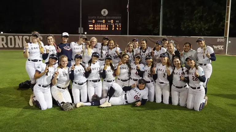 Team as Outright Champs at SCU