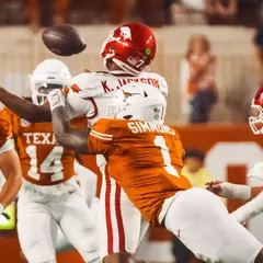 Colin Simmons forced fumble vs. Arkansas 2025