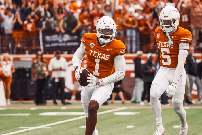 Colin Simmons and Malik Muhammad vs. Vanderbilt on Nov. 1, 2025