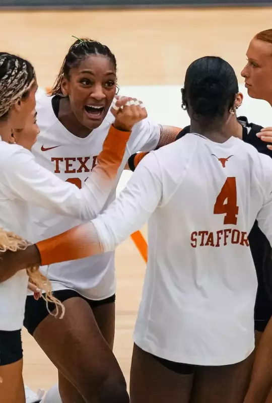Longhorns top Auburn at home