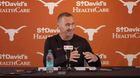 Steve Sarkisian press conference