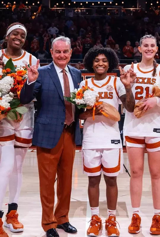 women's basketball seniors