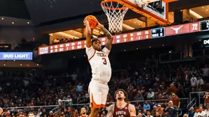 Dailyn Swain dunk vs South Carolina
