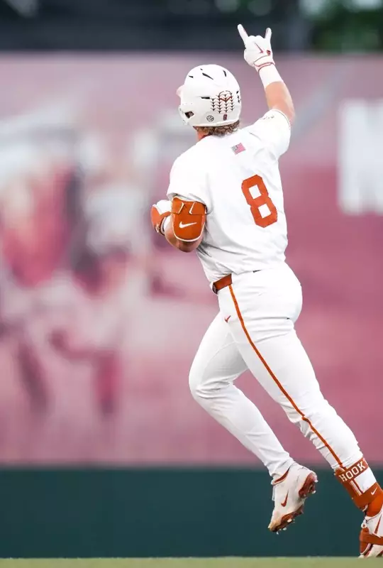 Carson Tinney Horns Up