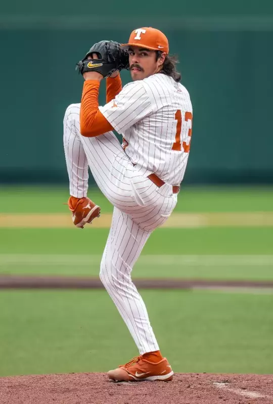 Ruger Riojas Pitching
