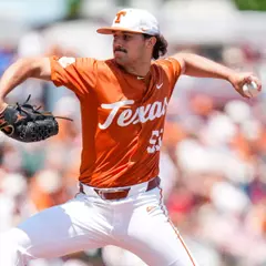 Luke-Harrison-Pitching