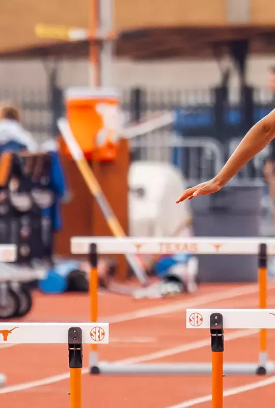 Collins wins 400mH