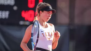 Eszter Meri Arkansas 040926