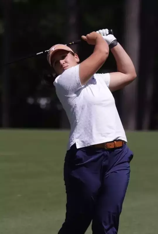 Farah O'Keefe Swinging