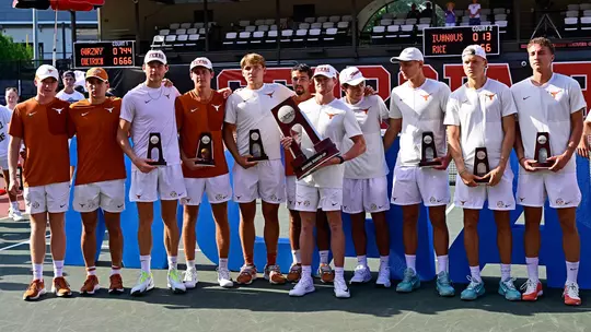 NCAA Team Trophy 051716