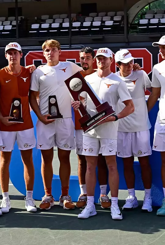 NCAA Team Trophy 051716