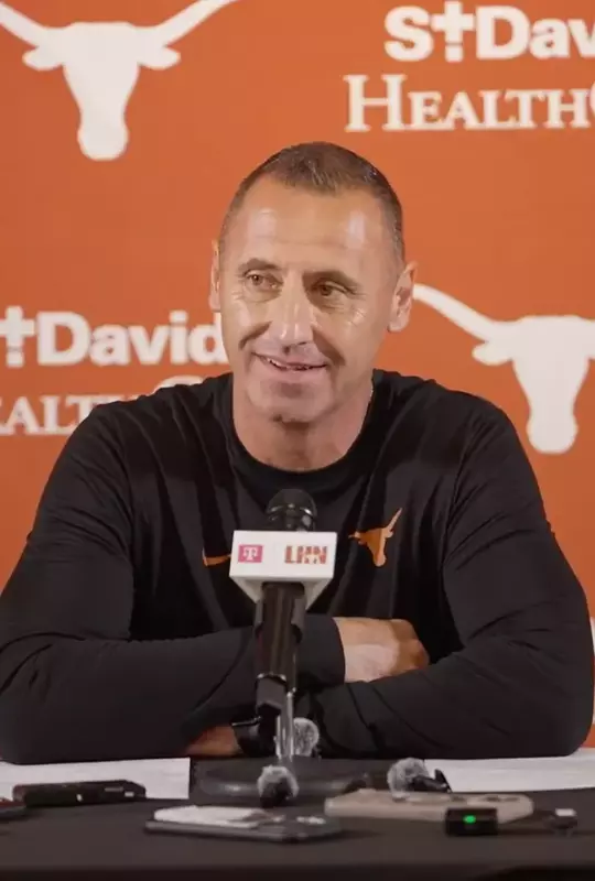 Steve Sarkisian press conference