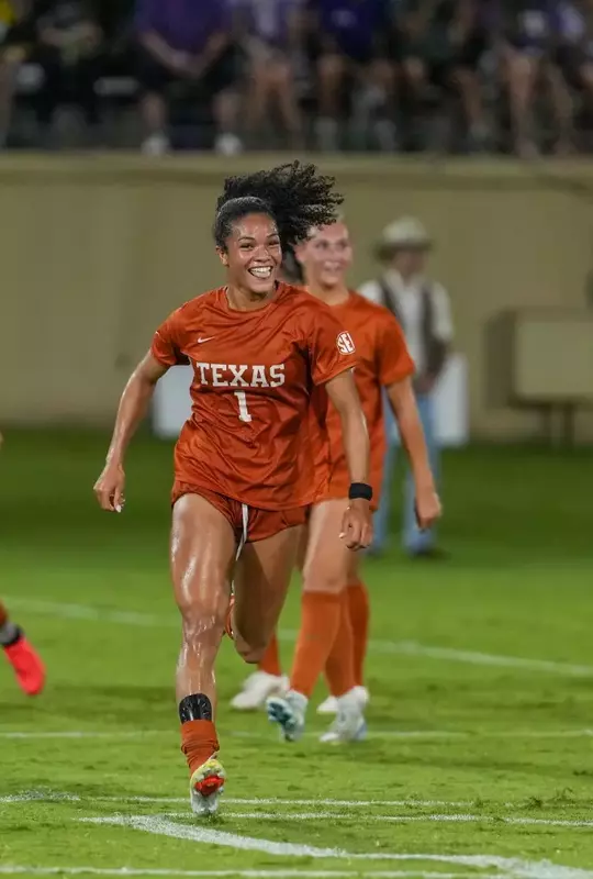 Ava McDonald Goal Celebration at TCU