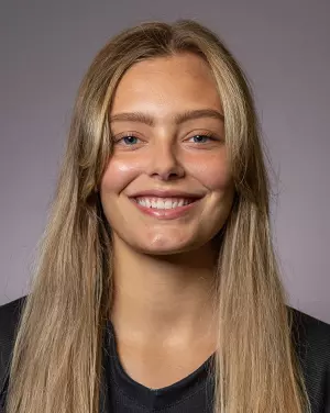 Londyn Gray headshot