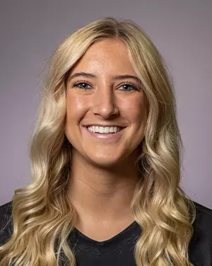 Andie Sheppard headshot