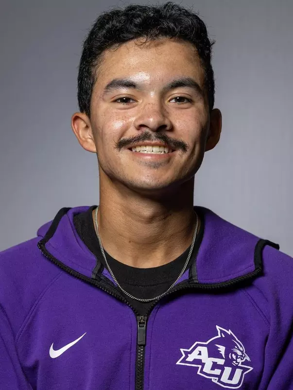 luke hernandez headshot