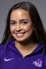 jenna keeley headshot