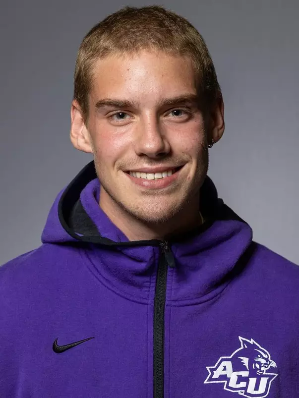 garrison shindler headshot