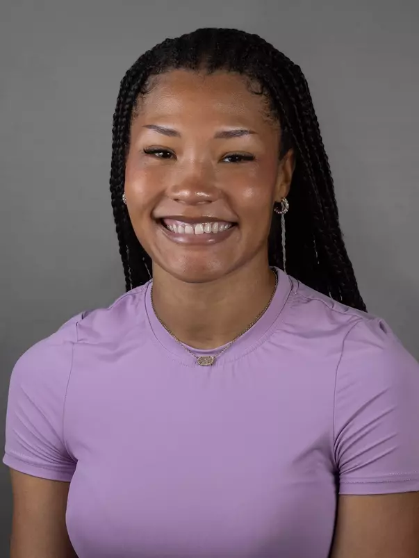 Head shot of Imani Robinson.