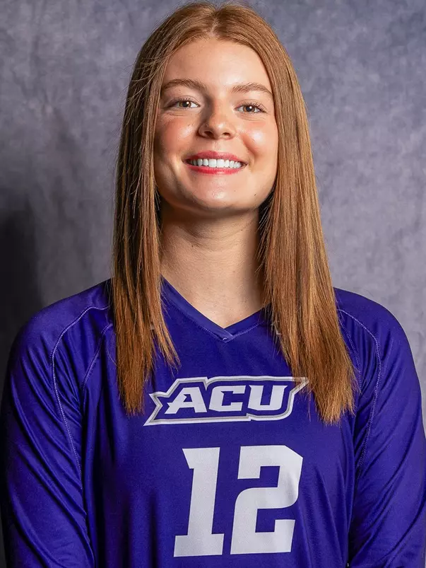 Abby Christian 2024 Headshot