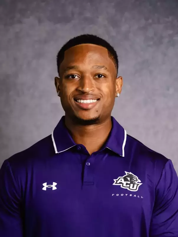 Elijah Moffett 2024 headshot