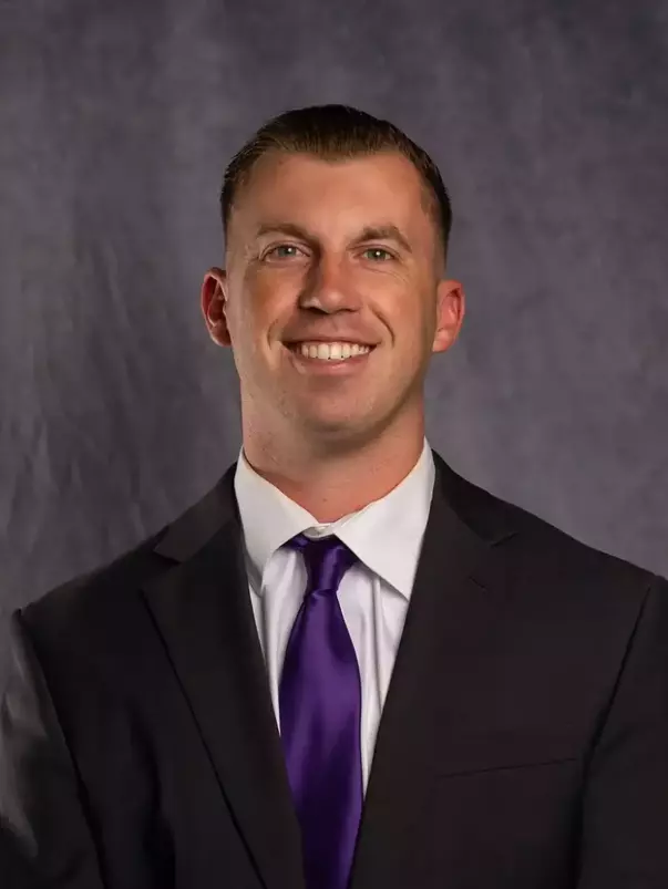 Nicholas Dill 2024 headshot