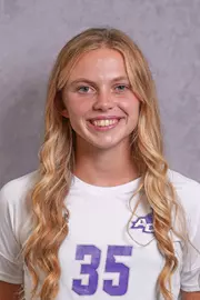 Baylie Simon Headshot