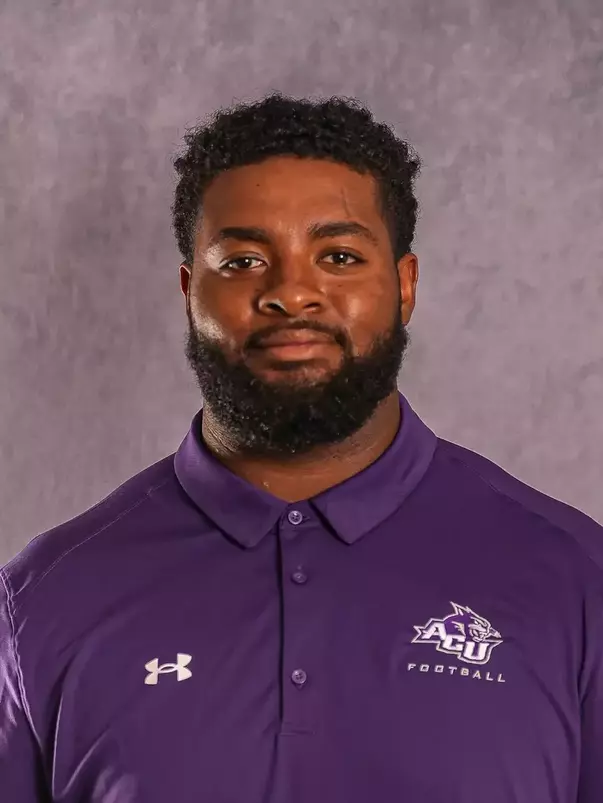 Joziah Fogle 2025 head shot