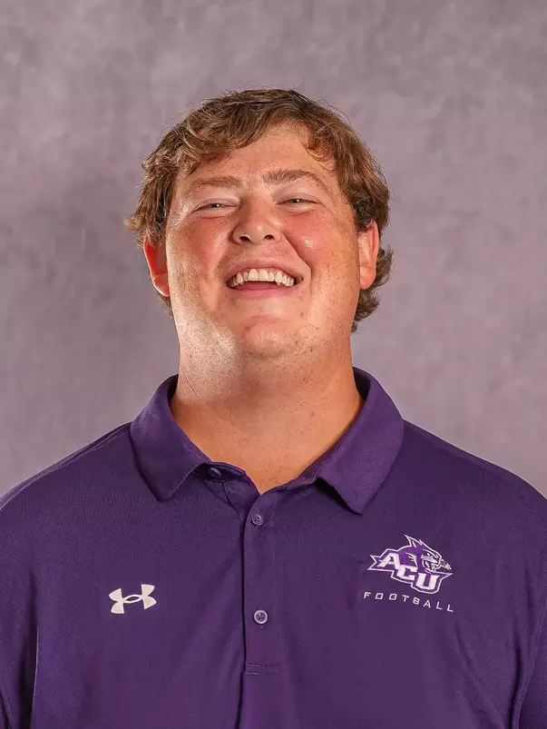 Sutton Peck 2025 headshot