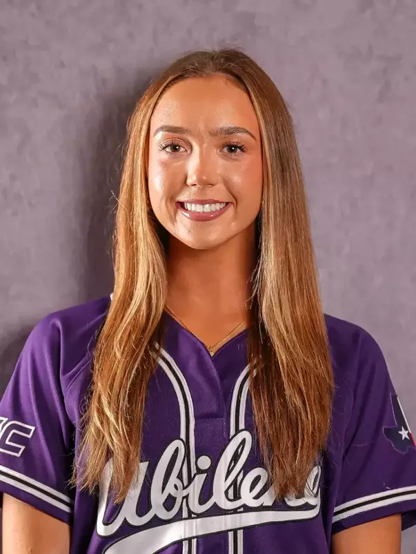 Audrey Lacina 2026 head shot