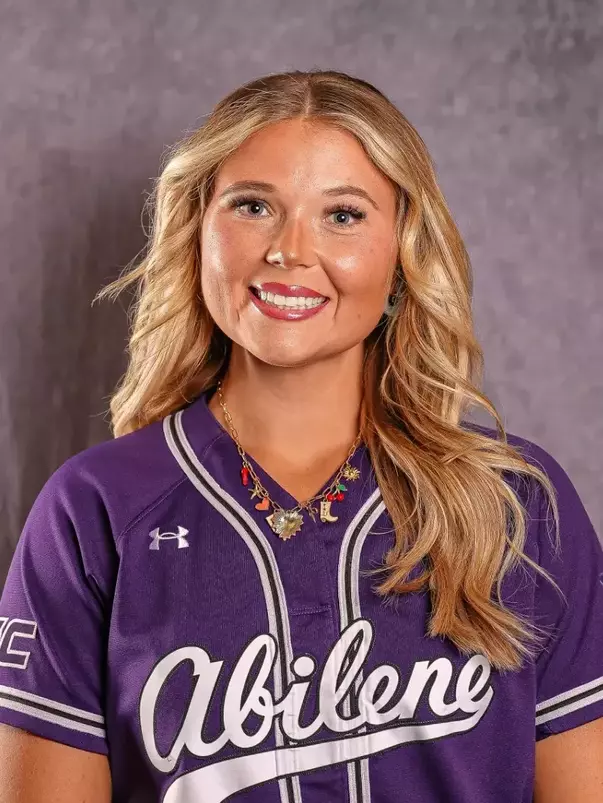 Elizabeth Schaefer 2026 head shot