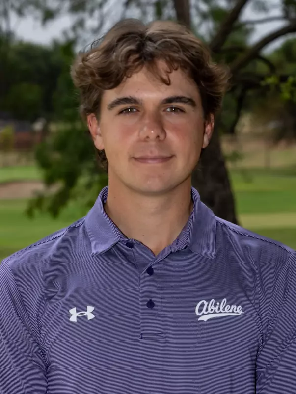 Thomas Buisson Headshot 2025-26